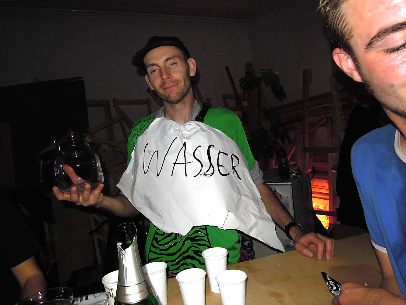 Kaltes klares Wasser. Absolventenparty 2018 ADBK
